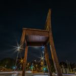 The Broken Chair - oeuvre de Fabrice Petruzzi FEPI2-SD