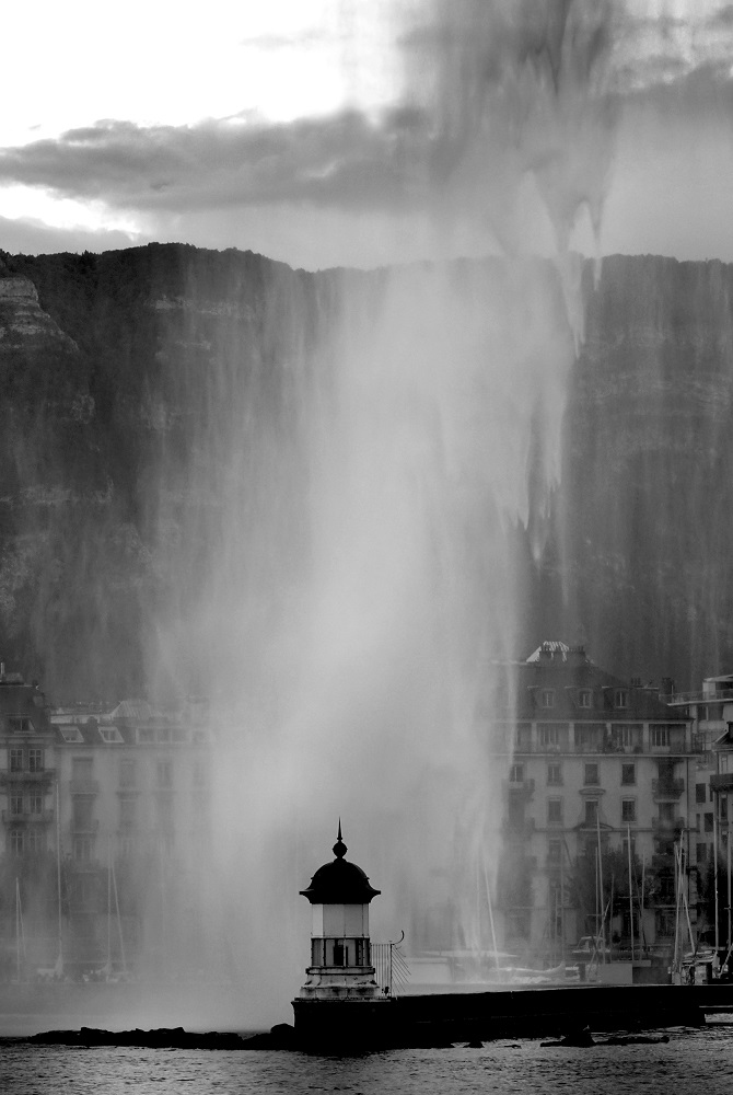 Le Jet d'eau - oeuvre de Maurizio Giuliani MOGI3-SD