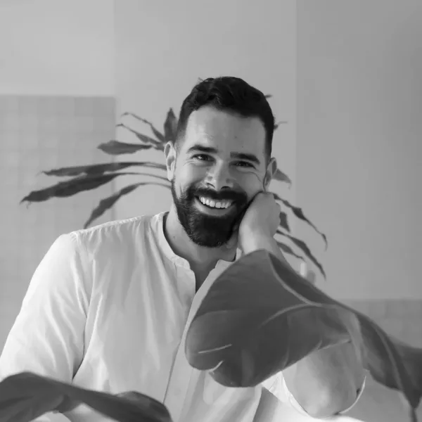 Luis Marques Portrait Artractoin N&B